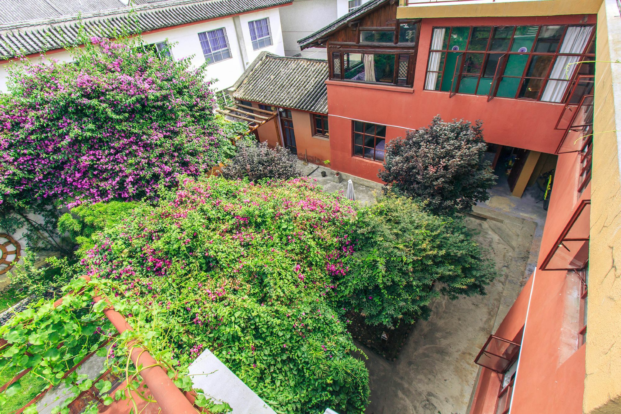 Ooh Countryard Inn Dali  Exterior photo